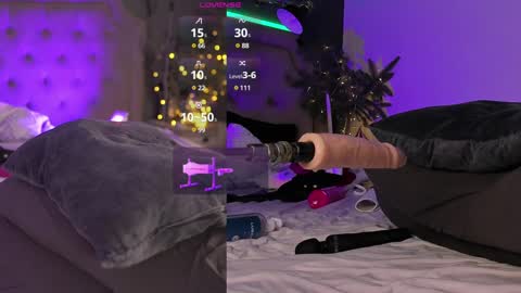 Snapshot of sexy_blonde_doll chatting on 12-29-24, 11:07 Lina online show from 12-29-24, 11:07