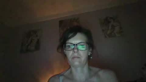 sexy_brunette8826 online show from 05-01-26, 09:14