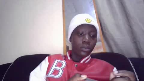 sexy_butty01 online show from 12-18-25, 12:49