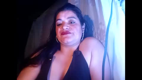 Snapshot of sexy_camy chatting on 03-07-25, 04:13 Camy Yamy online show from 03-07-25, 04:13