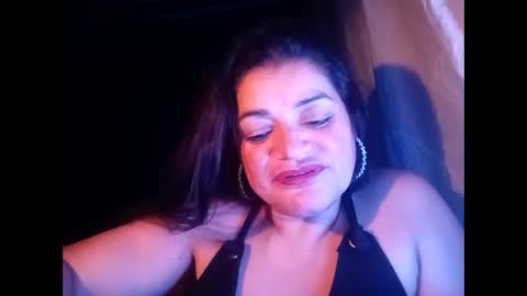 Snapshot of sexy_camy chatting on 03-11-25, 06:53 Camy Yamy online show from 03-11-25, 06:53