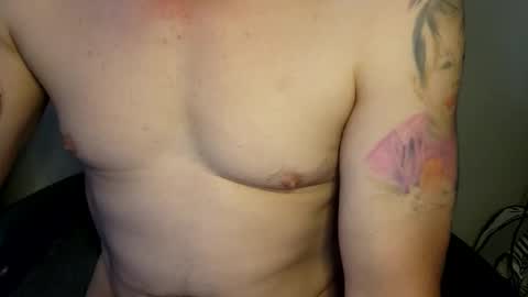 Snapshot of sexy_cayden chatting on 04-15-26, 11:49 Cayden online show from 04-15-26, 11:49