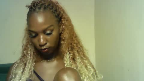 sexy_chocoy05 online show from 03-29-26, 04:51