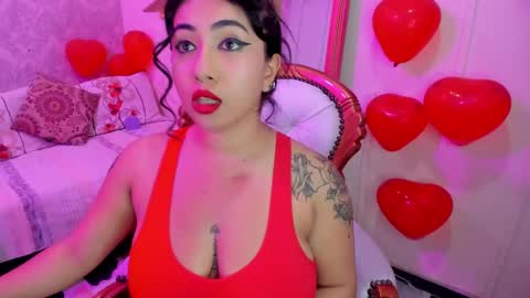 Snapshot of sexy_cristall chatting on 02-21-25, 01:55  C R I S T A L  online show from 02-21-25, 01:55