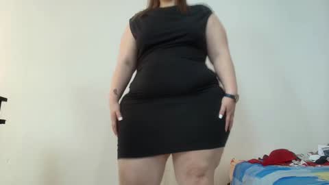 Snapshot of sexy_curvi chatting on 12-22-24, 08:58 karla           instagram  online show from 12-22-24, 08:58