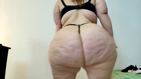 Snapshot of sexy_curvi chatting on 01-21-25, 04:48 karla           instagram  online show from 01-21-25, 04:48