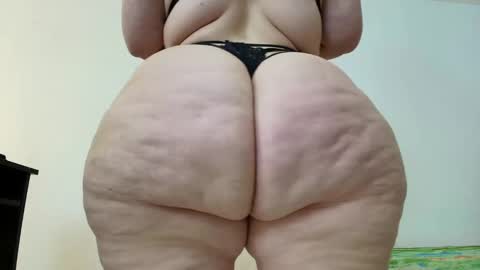 Snapshot of sexy_curvi chatting on 01-24-25, 08:11 karla           instagram  online show from 01-24-25, 08:11