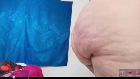 karla           instagram  online show from 01-18-26, 04:33