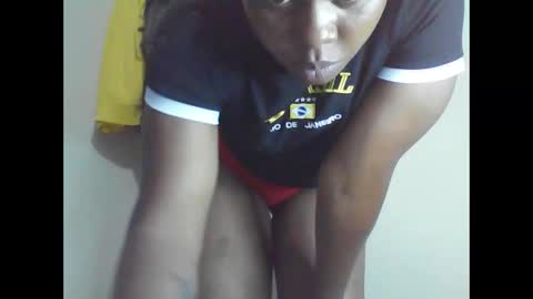Snapshot of sexy_desire20 chatting on 05-16-26, 01:43 sexy_desire20 online show from 05-16-26, 01:43