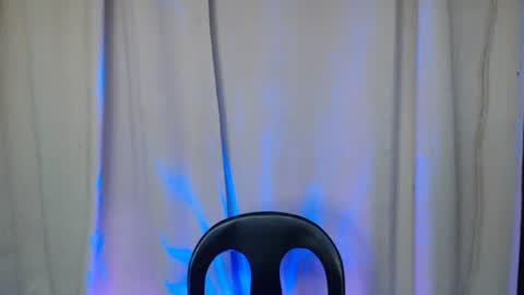 Snapshot of sexy_devotion chatting on 01-23-25, 05:24 ALFREA online show from 01-23-25, 05:24