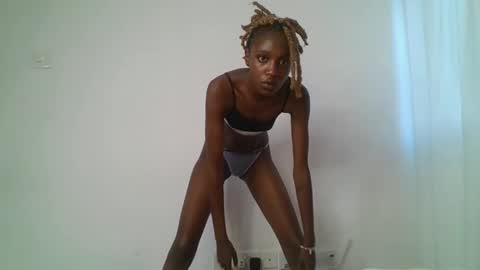 Snapshot of sexy_ebony_nica chatting on 02-02-25, 02:34 sexy_ebony_nica online show from 02-02-25, 02:34