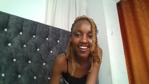 Snapshot of sexy_ebony_nica chatting on 02-13-25, 09:17 sexy_ebony_nica online show from 02-13-25, 09:17