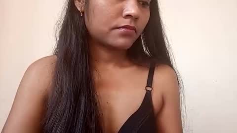 Snapshot of sexy_hkkk chatting on 10-28-25, 02:04 Pori online show from 10-28-25, 02:04