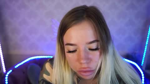 Snapshot of sexy_ira chatting on 01-14-25, 10:48 Ira online show from 01-14-25, 10:48