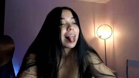 sexy_iriss online show from 06-12-26, 01:26