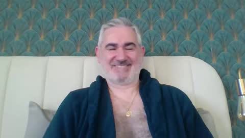 Antonio online show from 04-27-26, 05:38
