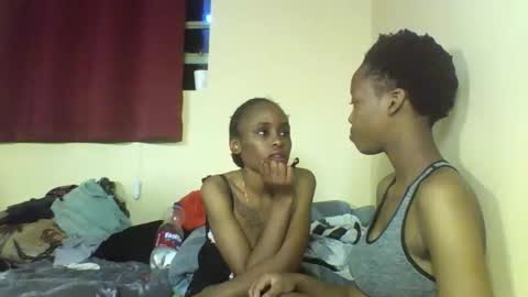 Snapshot of sexy_kaly chatting on 09-22-25, 12:34 Sexy kaly online show from 09-22-25, 12:34