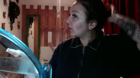 sexy lolas online show from 01-18-25, 02:14