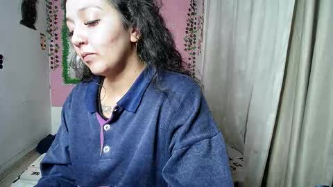 sexy lolas online show from 11-15-25, 06:33