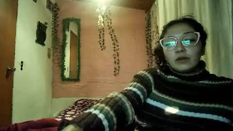 sexy lolas online show from 07-03-26, 03:57
