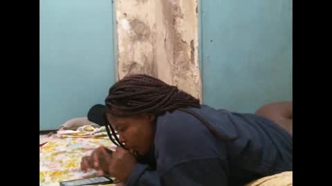 sexy_lunah online show from 12-14-25, 04:18