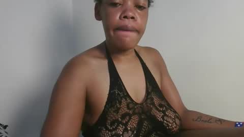 sexy_lyna online show from 12-20-25, 03:02