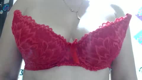 Snapshot of sexy_mary_69 chatting on 11-20-25, 12:22 Mary online show from 11-20-25, 12:22