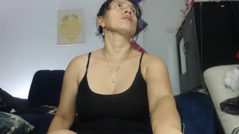 Snapshot of sexy_mary_69 chatting on 12-15-25, 12:15 Mary online show from 12-15-25, 12:15