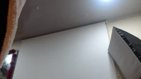 Snapshot of sexy_mature_hot01 chatting on 11-06-25, 12:06 MARIPOSA online show from 11-06-25, 12:06