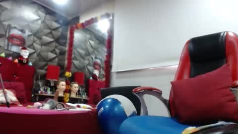 Snapshot of sexy_mature_hot01 chatting on 11-14-25, 01:43 MARIPOSA online show from 11-14-25, 01:43