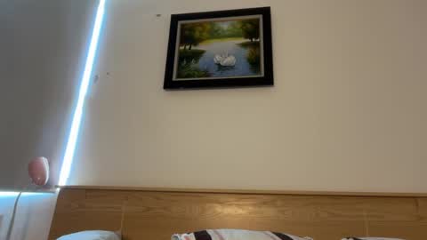 Ellie Mia online show from 04-30-26, 05:36