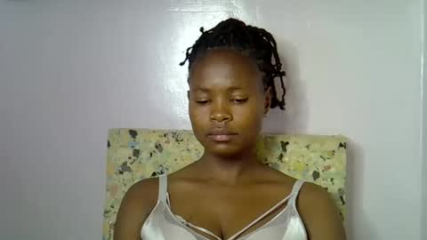 Molyne online show from 02-20-26, 06:10