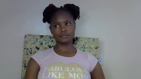 Molyne online show from 03-26-26, 04:29