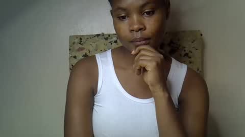 Molyne online show from 04-24-26, 12:24