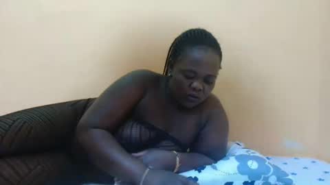 sexy_mummy25 online show from 12-17-25, 12:44