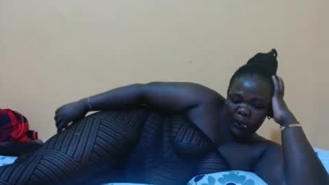 sexy_mummy25 online show from 12-18-25, 12:49