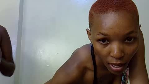 Snapshot of sexy_narohah chatting on 12-14-25, 01:38 Narohah online show from 12-14-25, 01:38