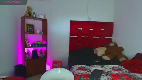 sexy_nicole_ricutty online show from 02-18-26, 03:41