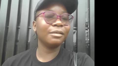 zoe online show from 10-29-25, 09:55