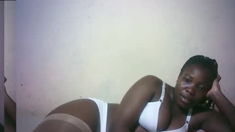 sexy_sandrah online show from 10-05-25, 06:50