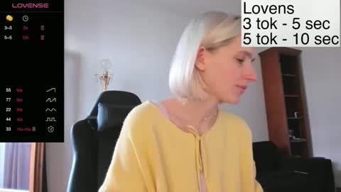 Snapshot of sexy_sweets chatting on 11-02-25, 11:45 Sexy-Sweets online show from 11-02-25, 11:45