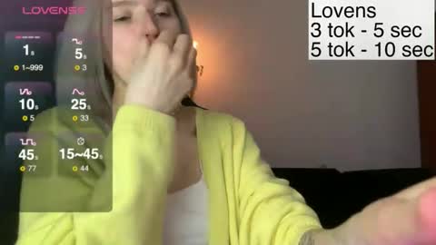 Snapshot of sexy_sweets chatting on 11-16-25, 03:39 Sexy-Sweets online show from 11-16-25, 03:39