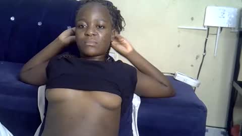 Snapshot of sexy_tits66 chatting on 03-12-26, 11:05 sexy_tits66 online show from 03-12-26, 11:05