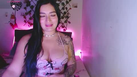 sexy_violett18 online show from 03-08-26, 01:47