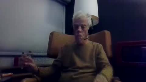 Daddy online show from 12-18-25, 09:04