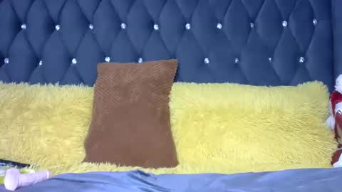 sexy_zainaa online show from 04-25-26, 01:36