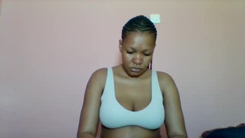 sexyapple2002 online show from 09-22-25, 06:04