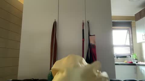 Snapshot of sexyasszeeee chatting on 11-20-25, 10:04 sexyasszeeee online show from 11-20-25, 10:04