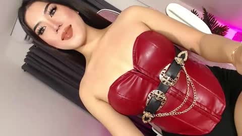 Snapshot of sexybaby2999 chatting on 10-30-25, 01:07 Lexie online show from 10-30-25, 01:07