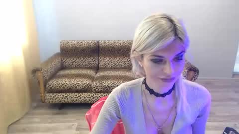 sexybeatriice online show from 11-26-25, 07:31